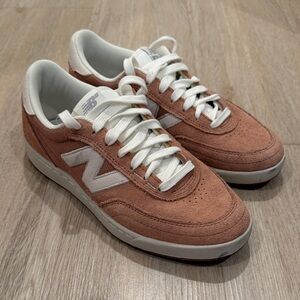 New Balance 480 skate shoes